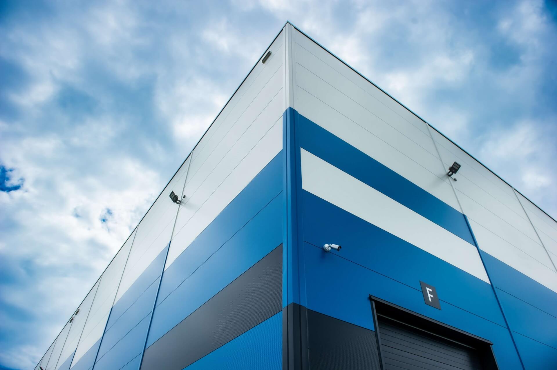 Stěnové sendvičové panely ARPANEL S PIR