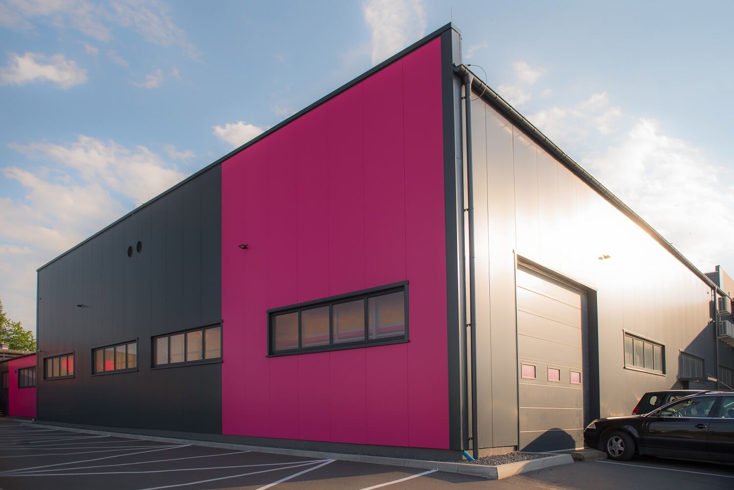 Stěnové sendvičové panely ARPANEL SU PIR