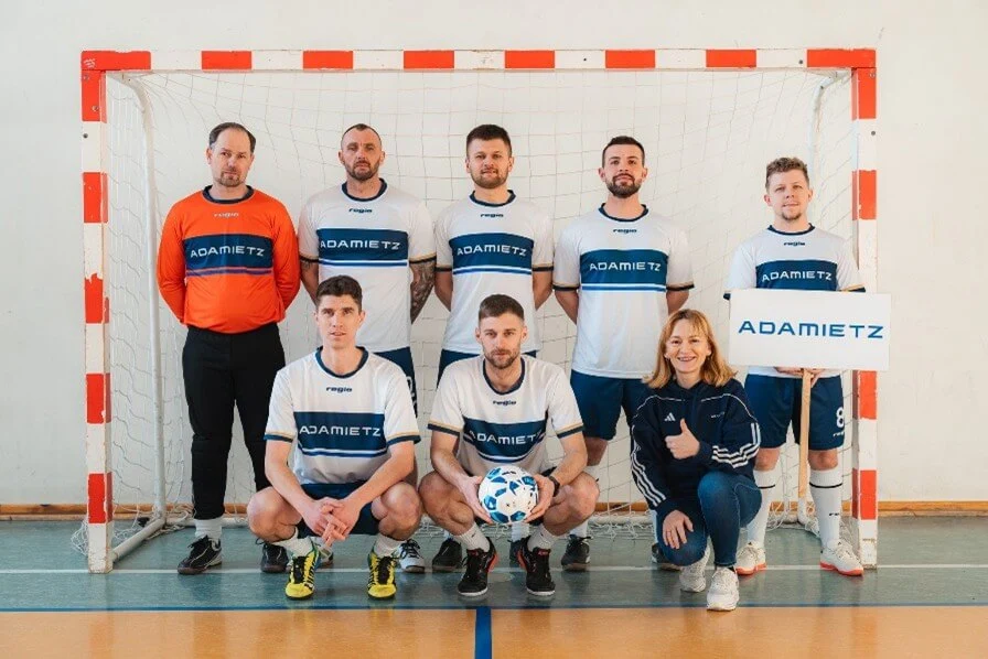 Fotbalový turnaj firem o pohár starosty města Ujazd je za námi a my máme důvod k oslavám. 🏆